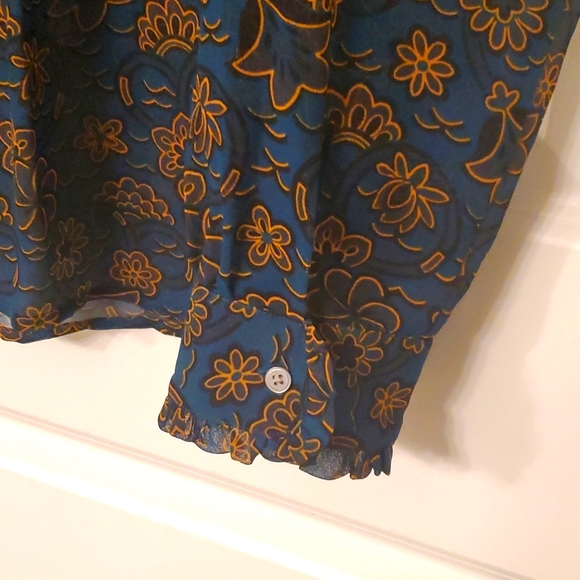 Loft Blouse - Picture 5 of 5